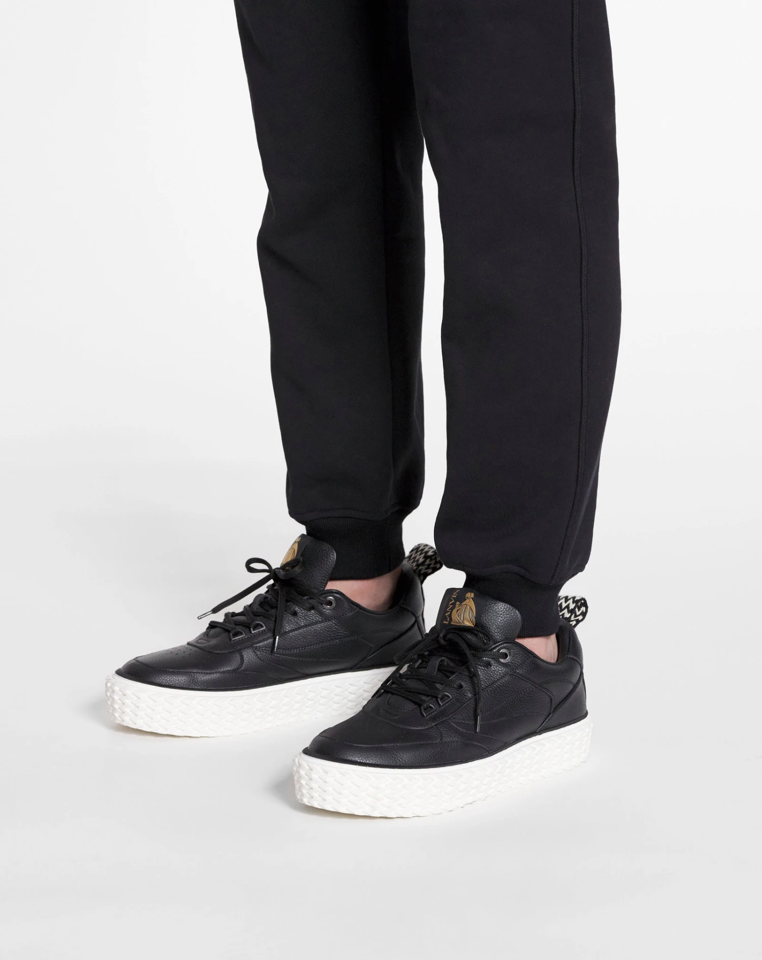 Lanvin CURBIES LOW-TOP SNEAKERS IN GRAINED LEATHER 8 Lanvin CURBIES LOW-TOP SNEAKERS IN GRAINED LEATHER - Image 6