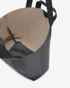 Lanvin BALLADE NORTH SOUTH LEATHER TOTE -Lanvin Fashion lm bgstns manh a2310 e beff3464 6109 4bb4 be66 5eaa9f38107c