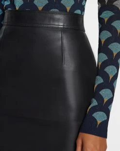Lanvin LEATHER MIDI PENCIL SKIRT -Lanvin Fashion rw st0101 l033 h2210 e f2de940e d6ea 44f5 833e ff1994e1d120