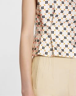 Lanvin PRINTED FLORAL SLEEVELESS TOP -Lanvin Fashion rw to0305 5683 e23002 e 0cd88a0a 2627 449e b6ca d5fe03d8b423